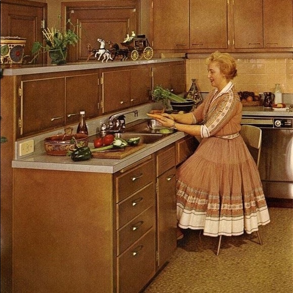 Meet your Posher, Julianna - Picture 1 of 1